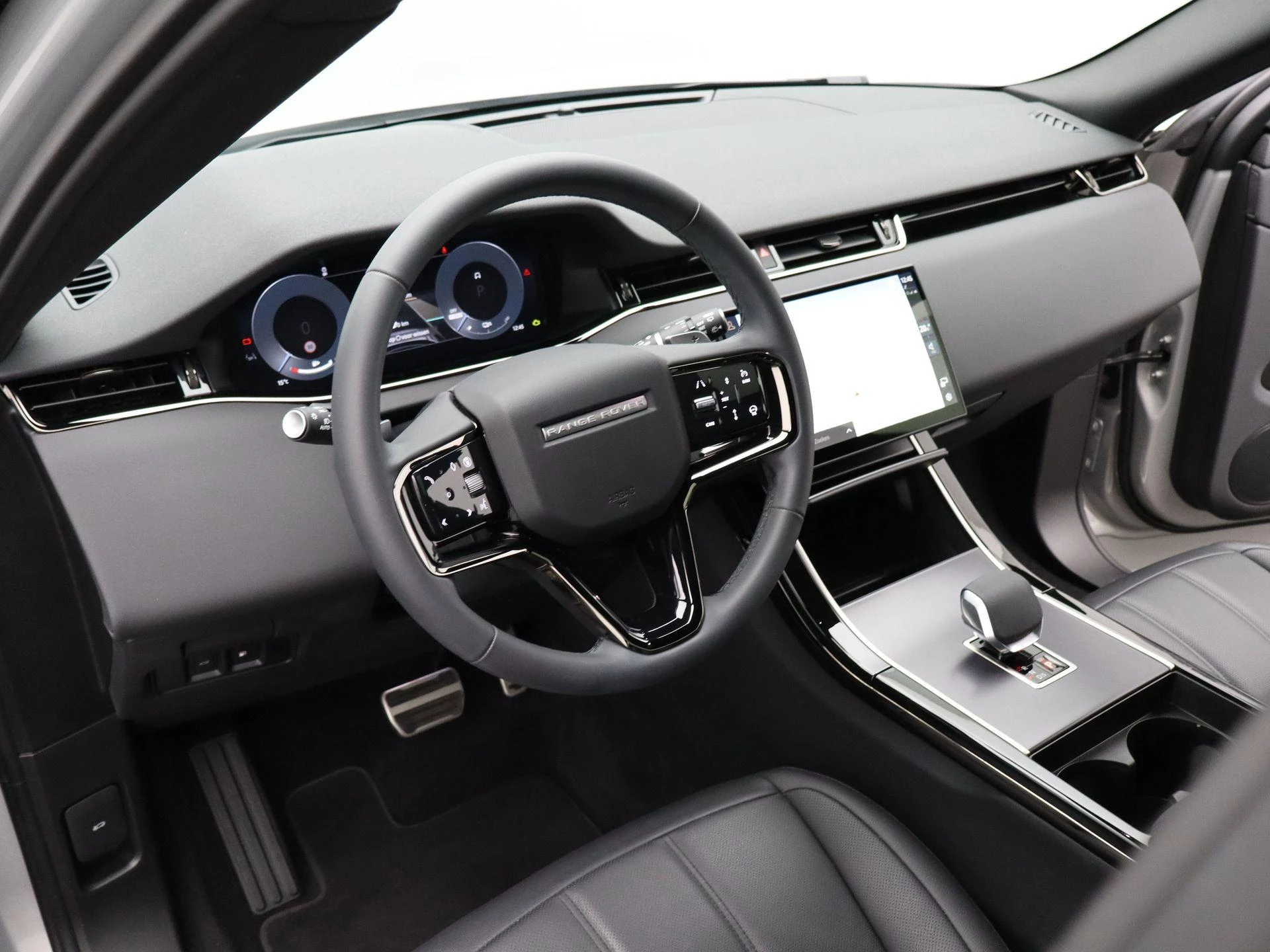 Land Rover Range Rover Evoque 1.5 P270e PHEV AWD SE Dynamic Edition