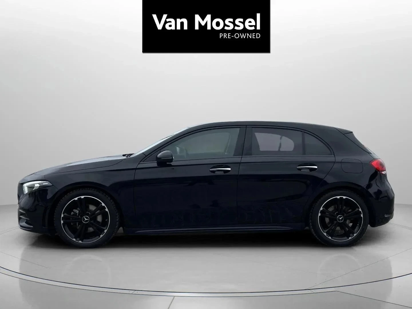 Mercedes-Benz-A-Klasse-image-6