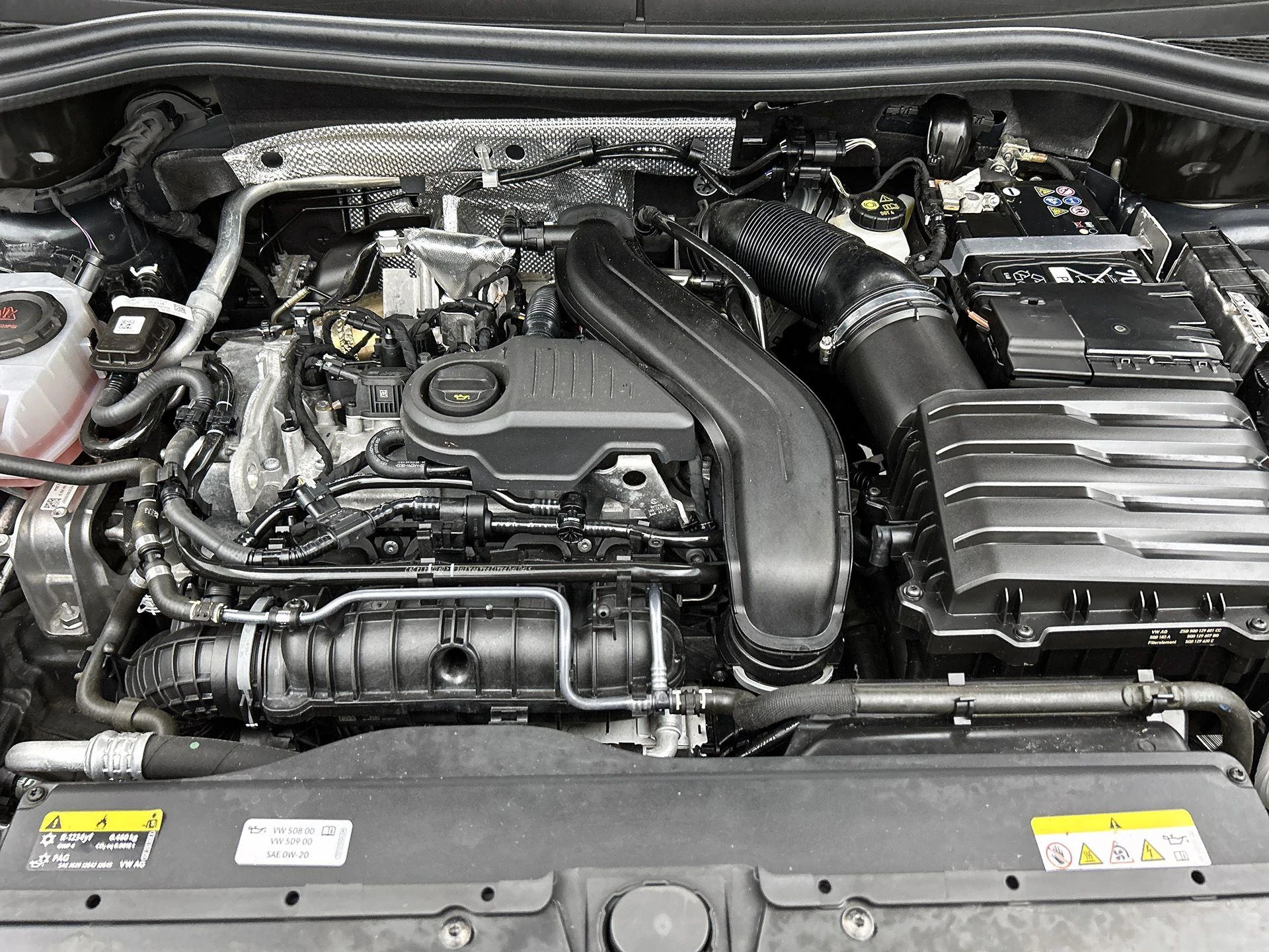 Volkswagen-Tiguan-image-34