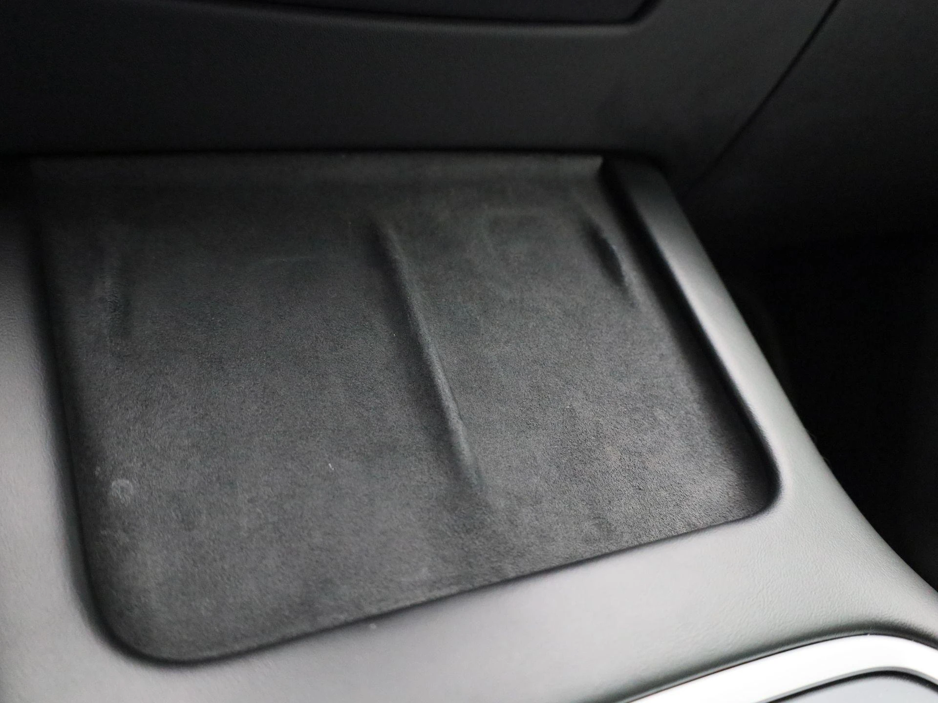 Tesla-Model Y-image-23