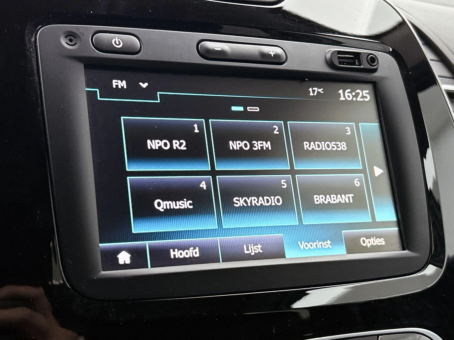 Renault-Captur-image-14