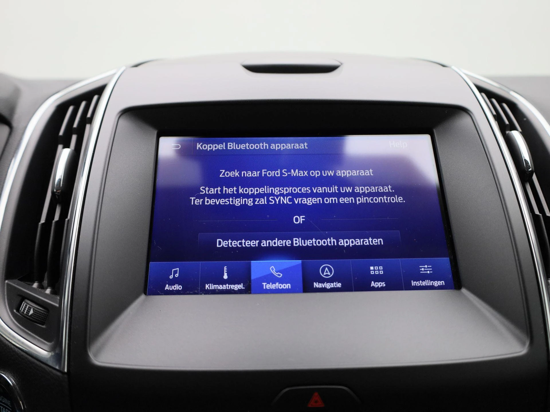 Ford-S-Max-image-24