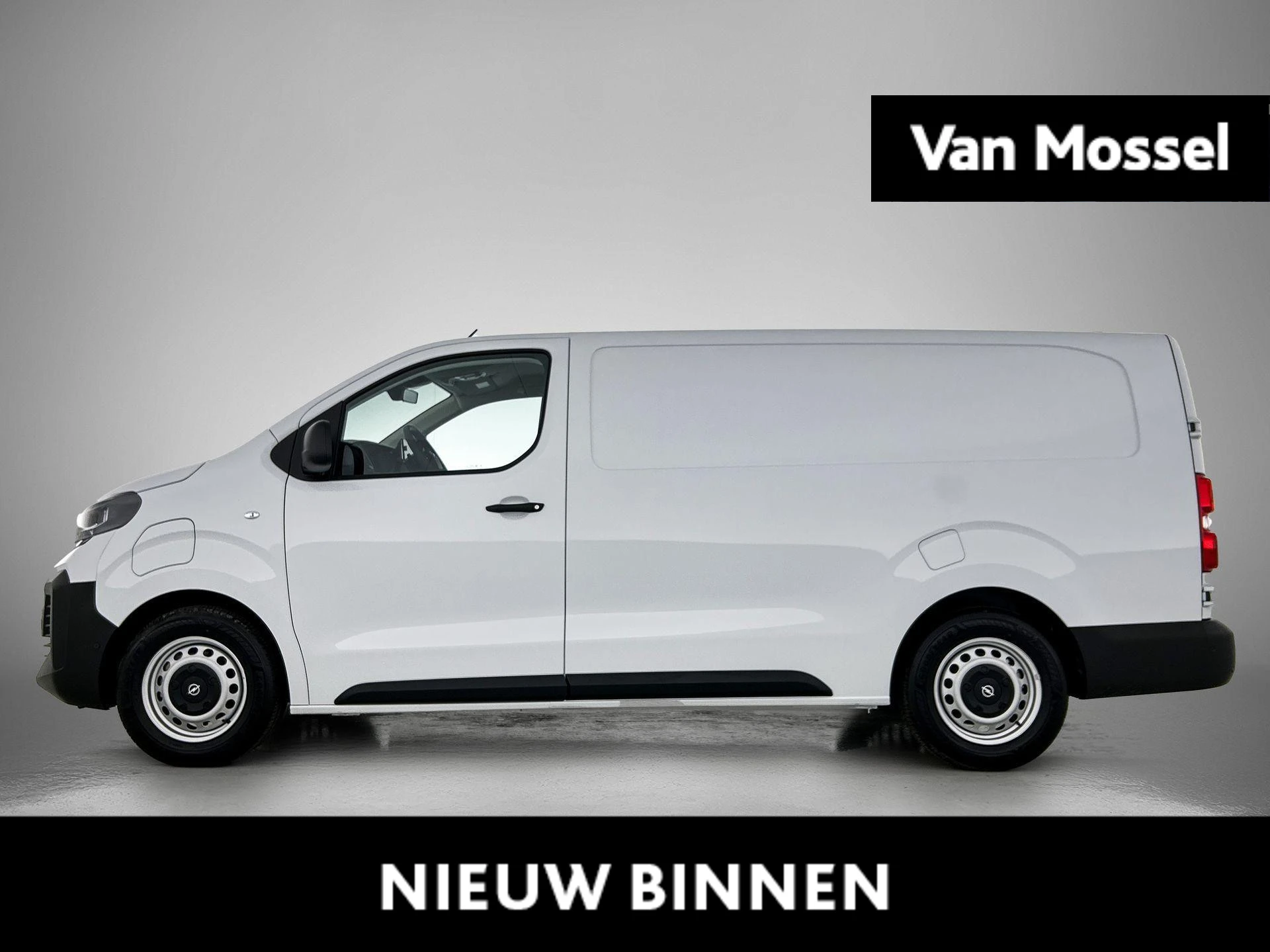 Opel-Vivaro-image-0