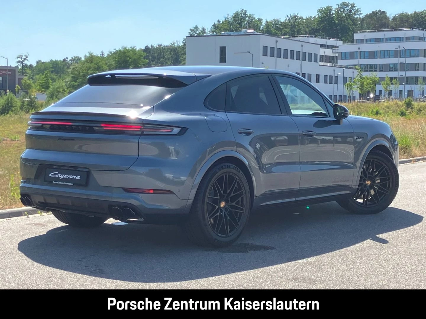 Porsche-Cayenne-image-7