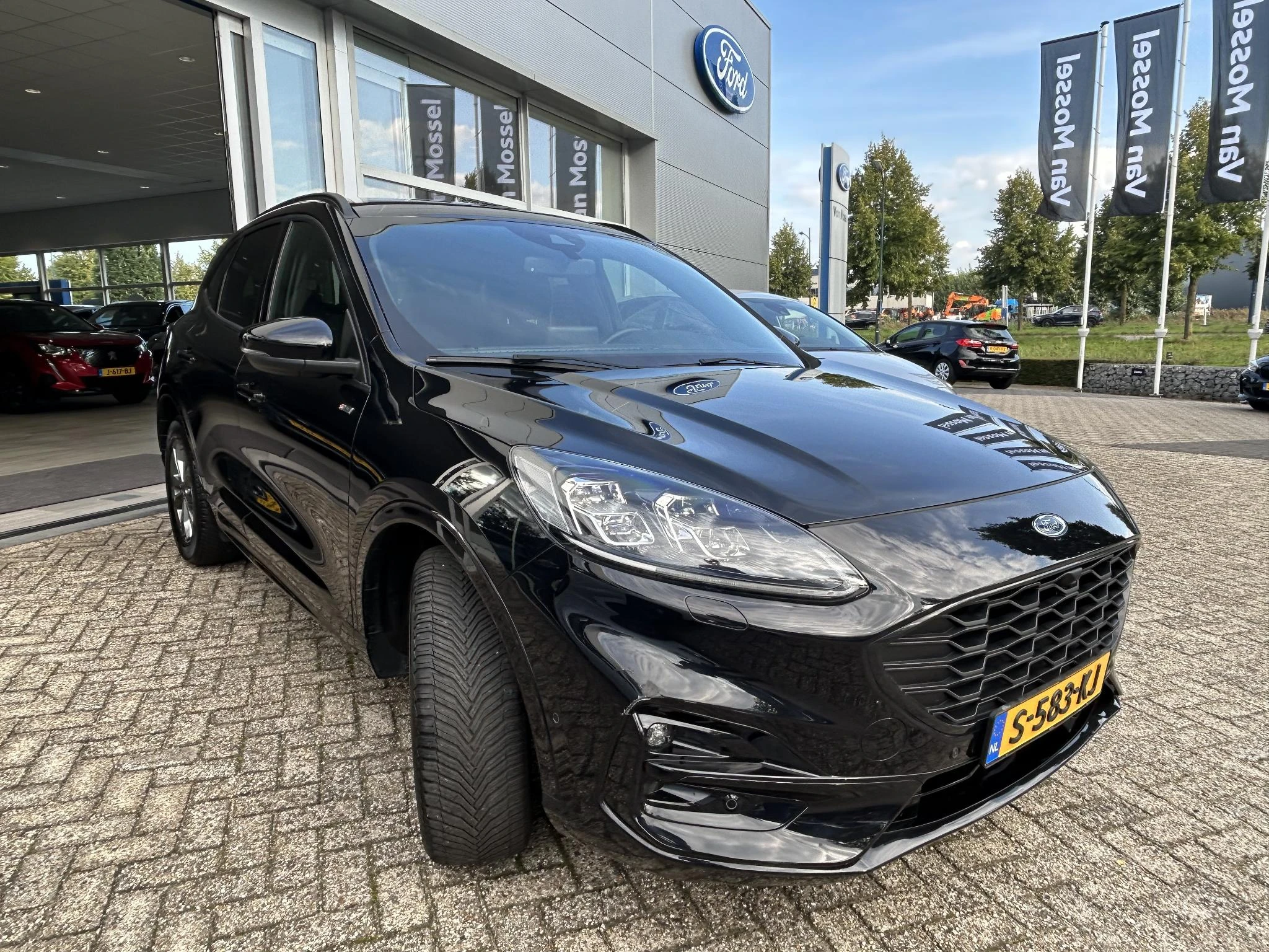 Ford-Kuga-image-6