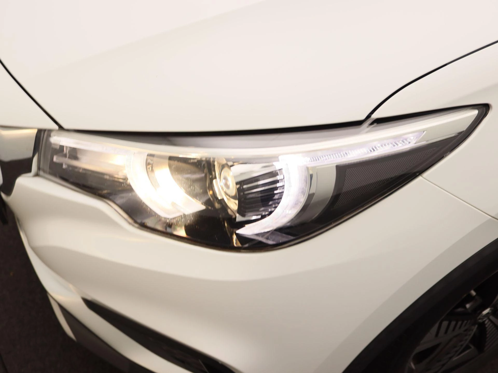 MG-ZS EV-image-18