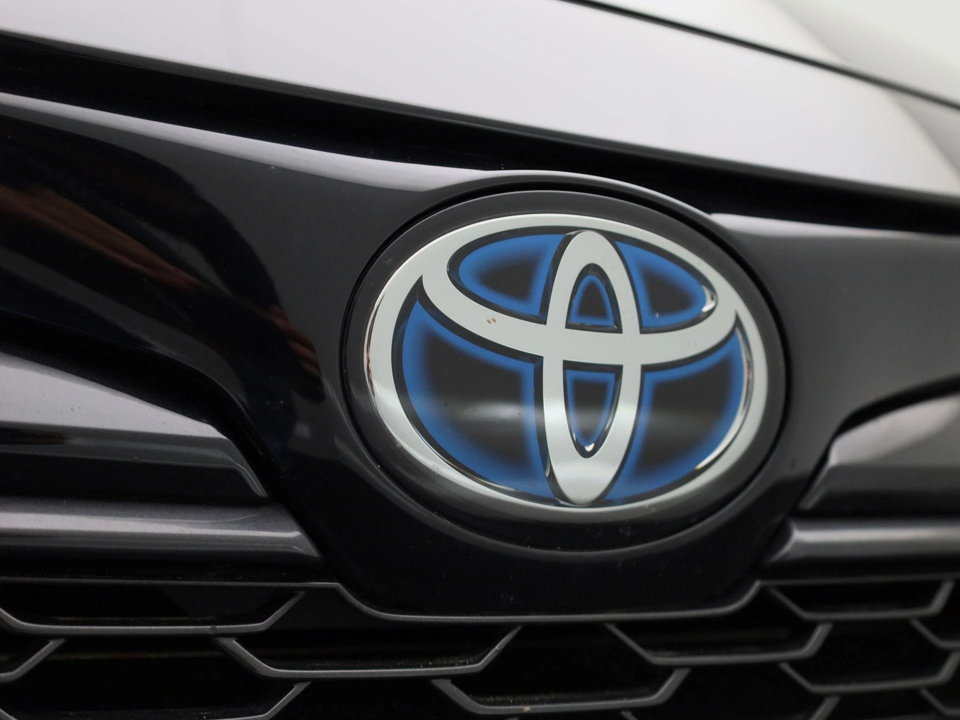 Toyota-Corolla Touring Sports-image-34