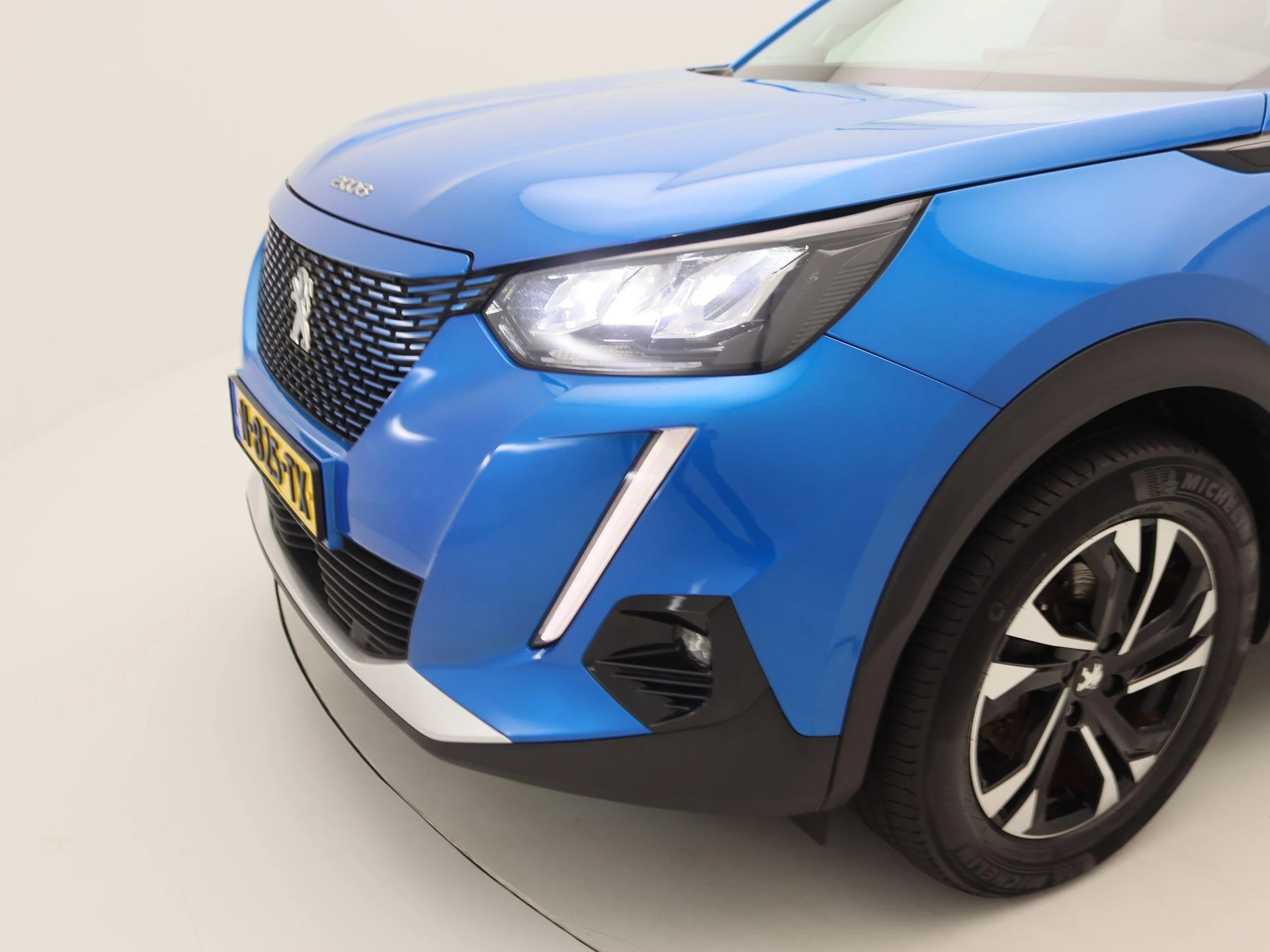 Peugeot e-2008 EV Allure Pack 50 kWh