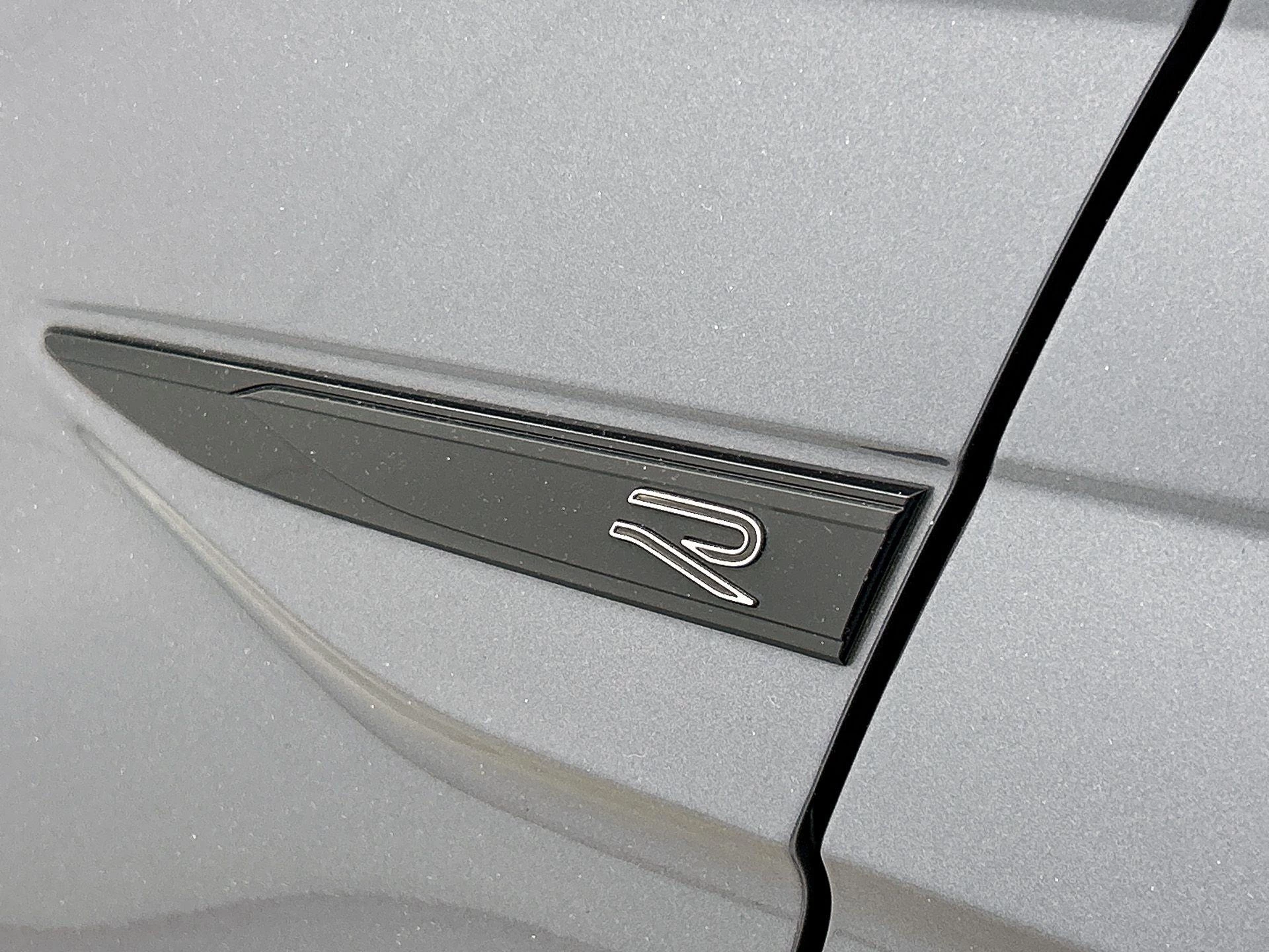 Volkswagen-Polo-image-15