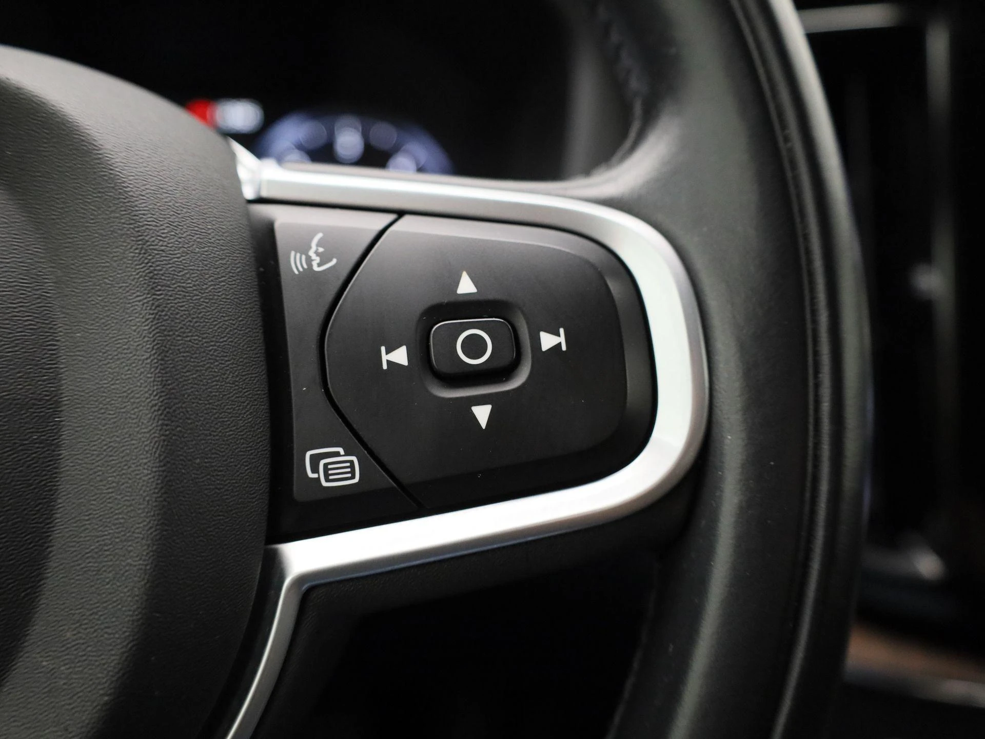 Volvo XC60 B4 D Geartronic Momentum Pro