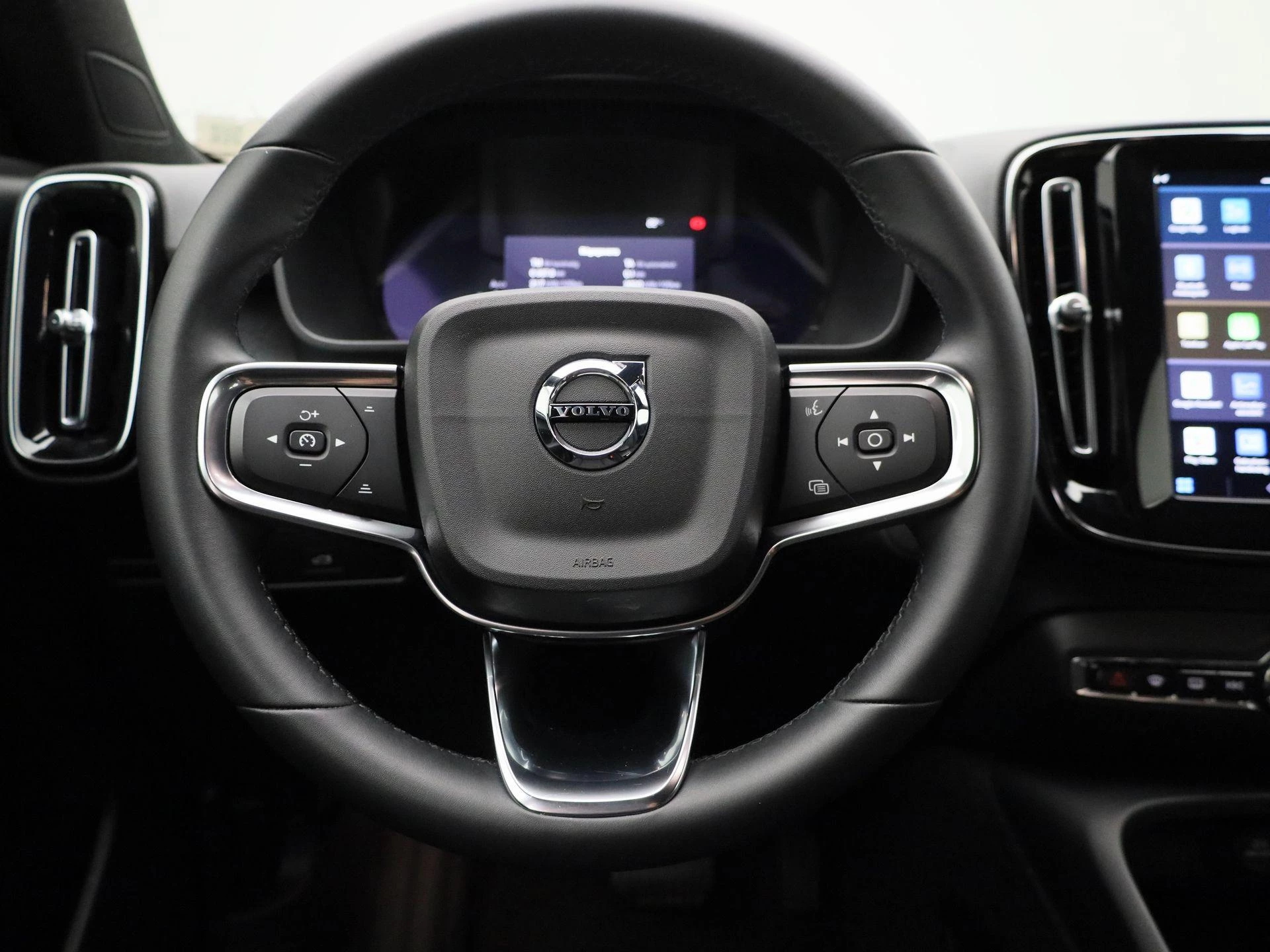 Volvo XC40 Recharge Core
