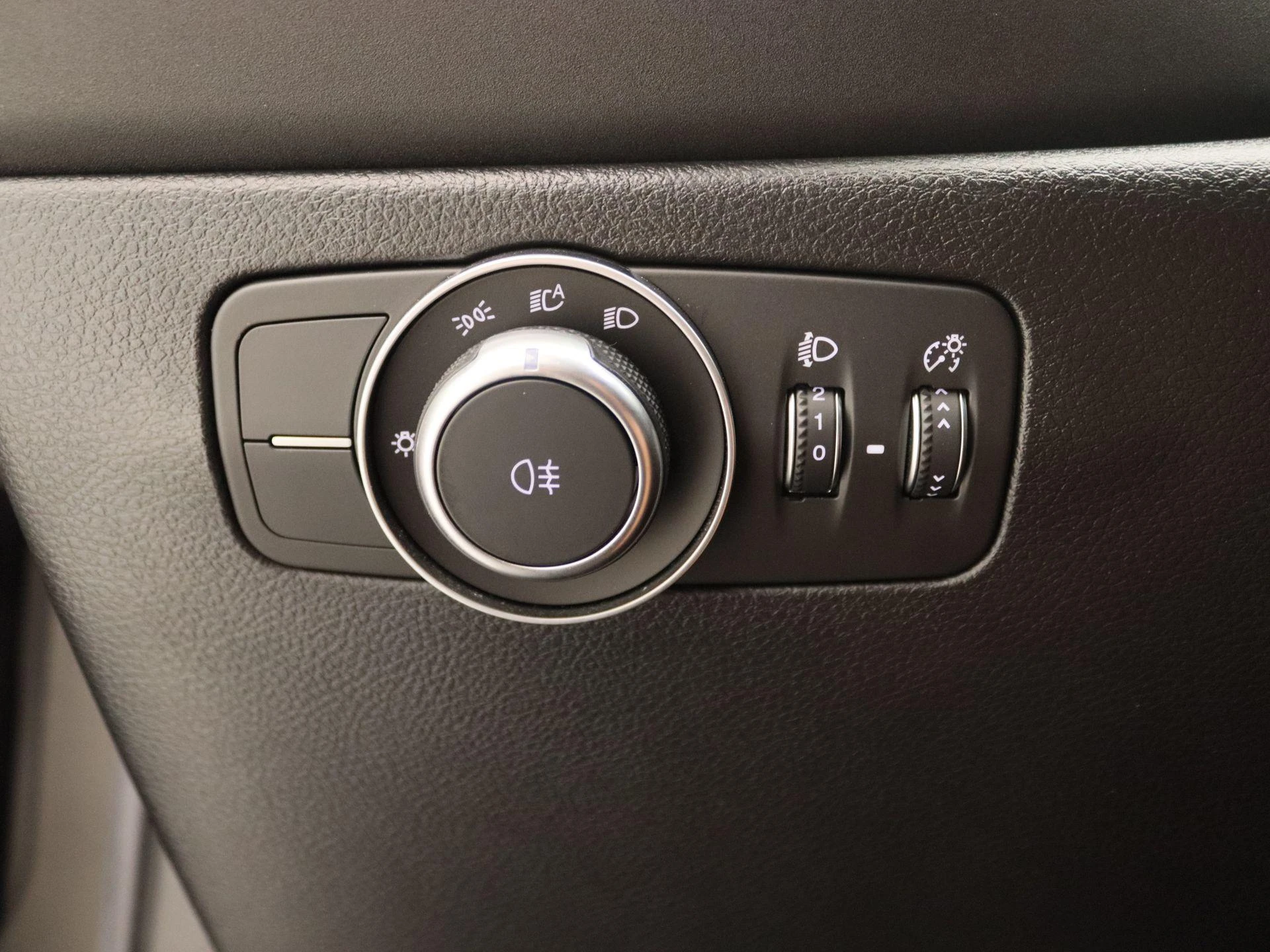Alfa Romeo Tonale 1.5T Hybrid Super