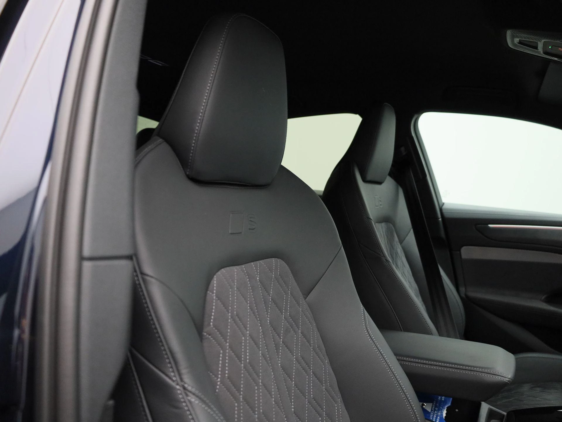Audi A6 Limousine 2.0 e-hybrid quattro S Edition 299 PK