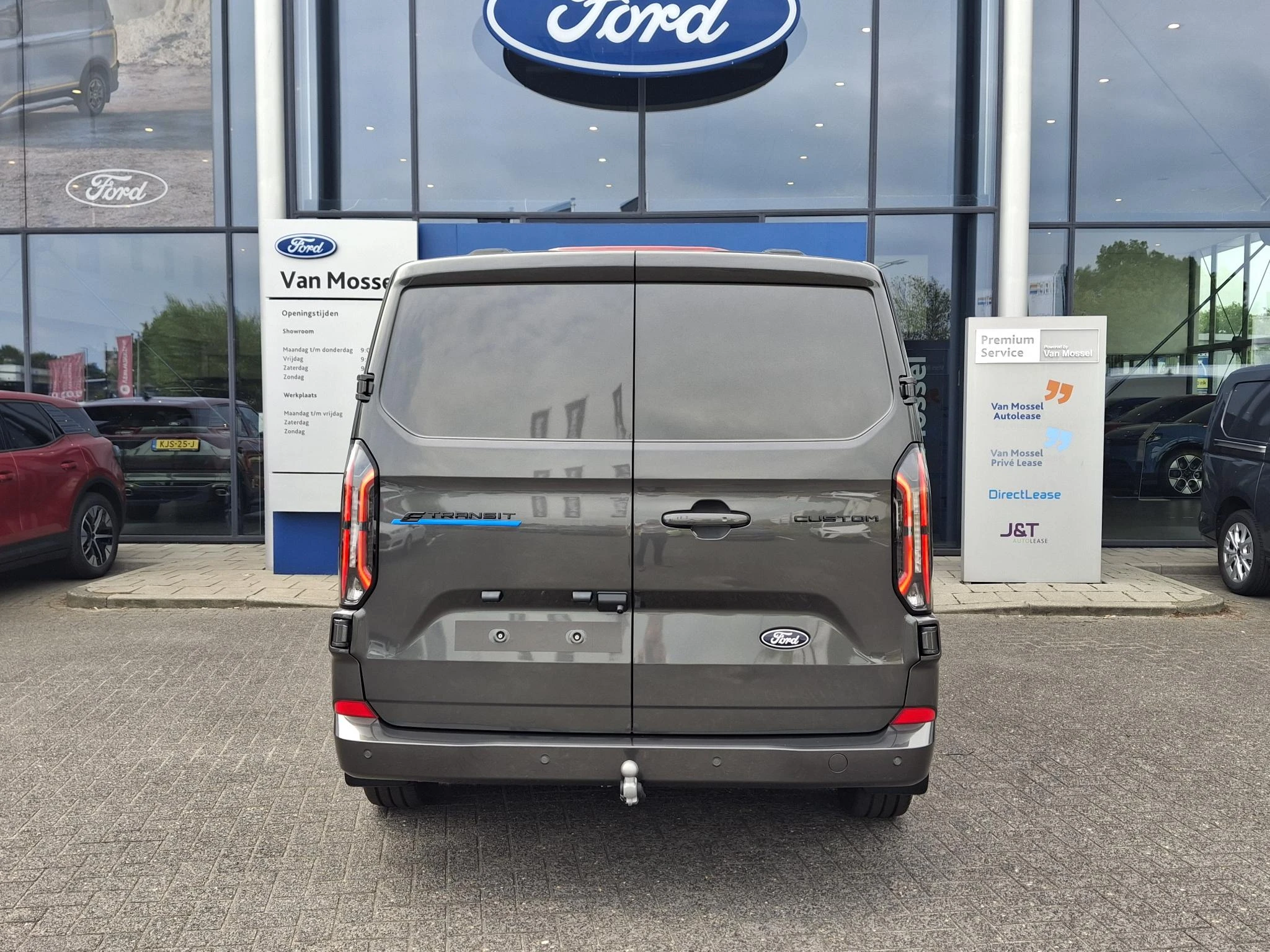 Ford E-Transit Custom L2 Limited 71 kWh