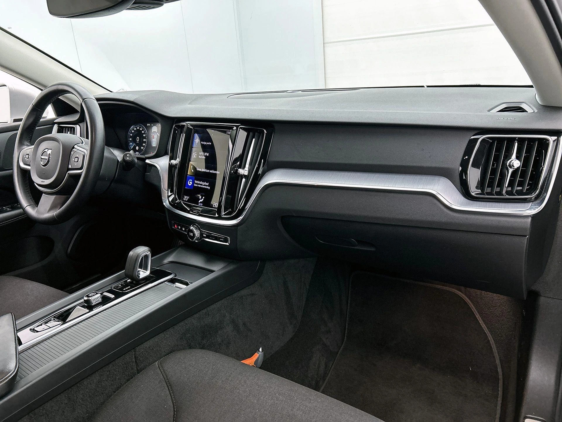 Volvo-V60-image-18