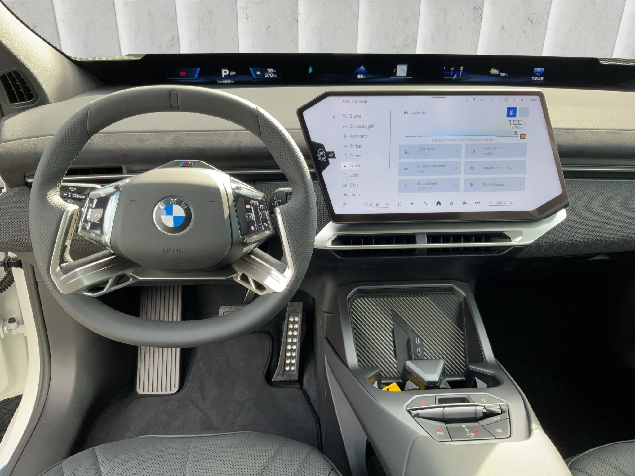 BMW-iX3-image-11