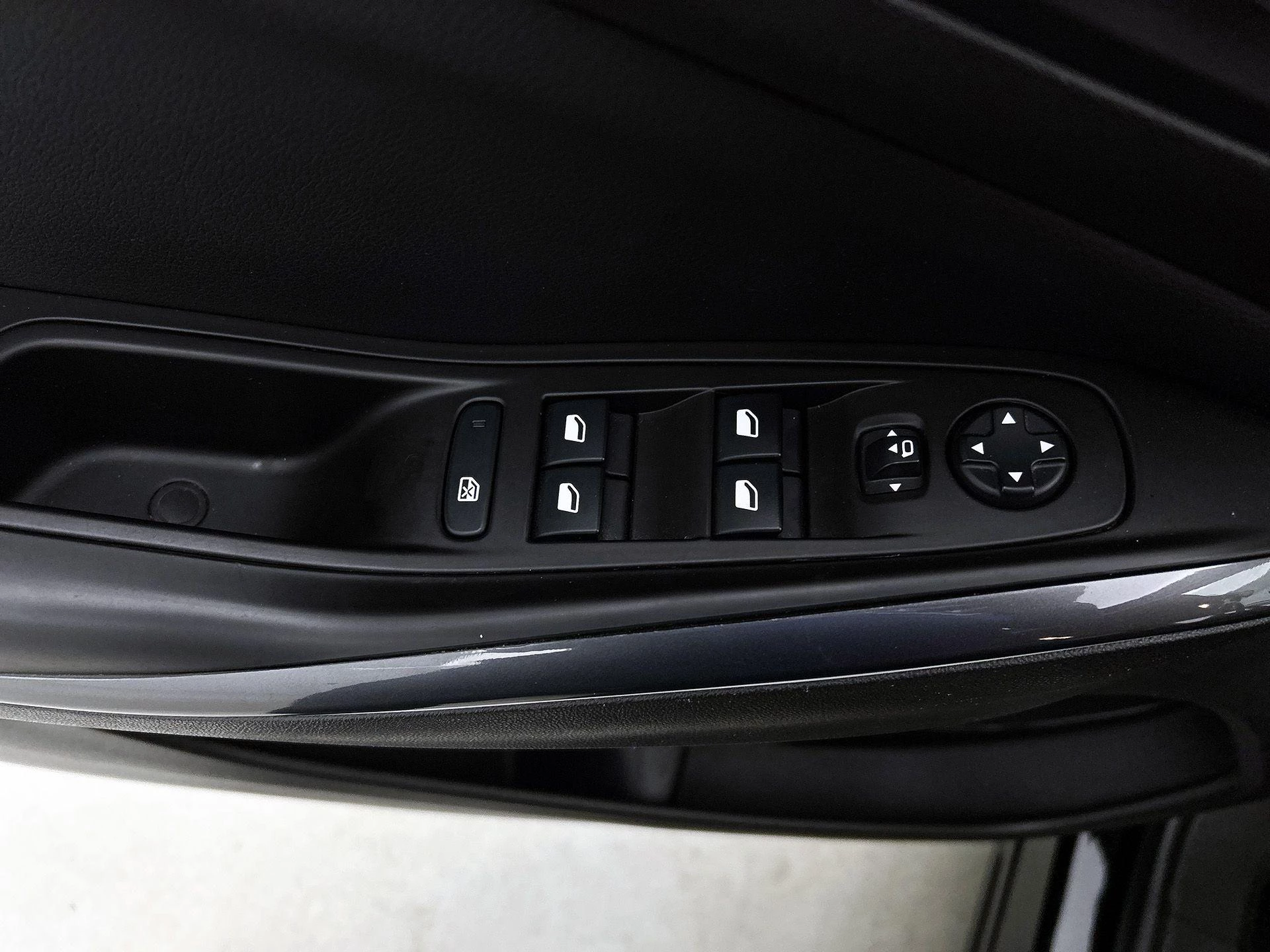 Opel-Grandland X-image-35