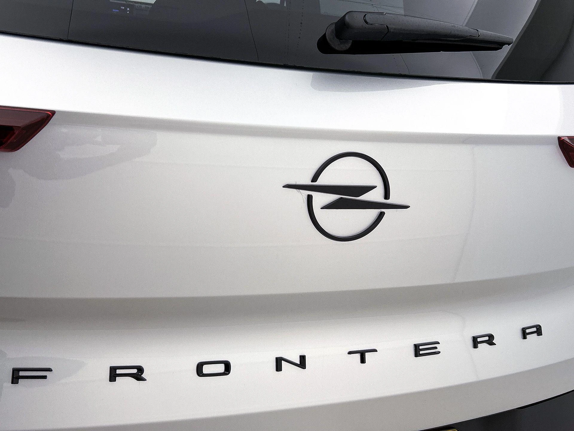 Opel-Frontera-image-13