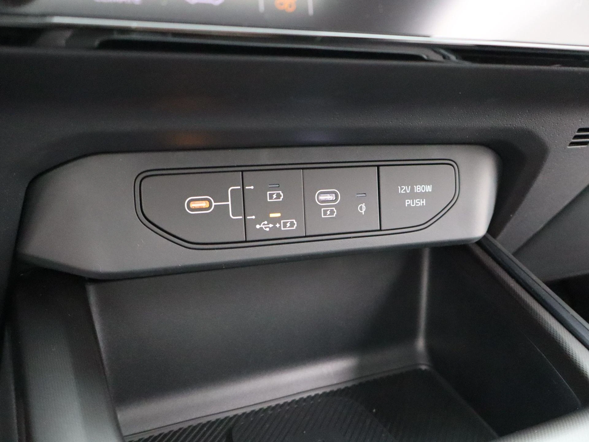 Kia-Niro-image-23
