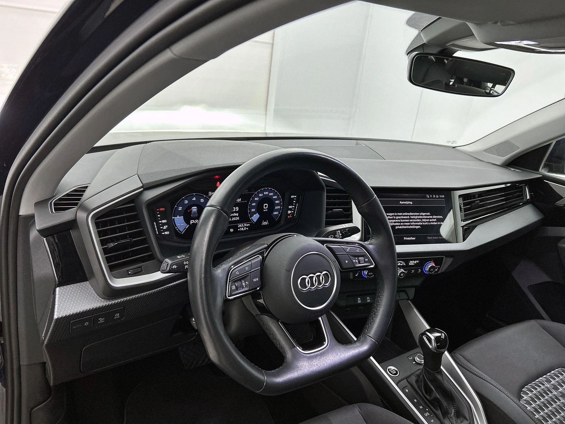 Audi-A1 Sportback-image-10