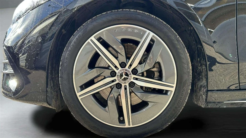 Mercedes-Benz-CLA-image-8