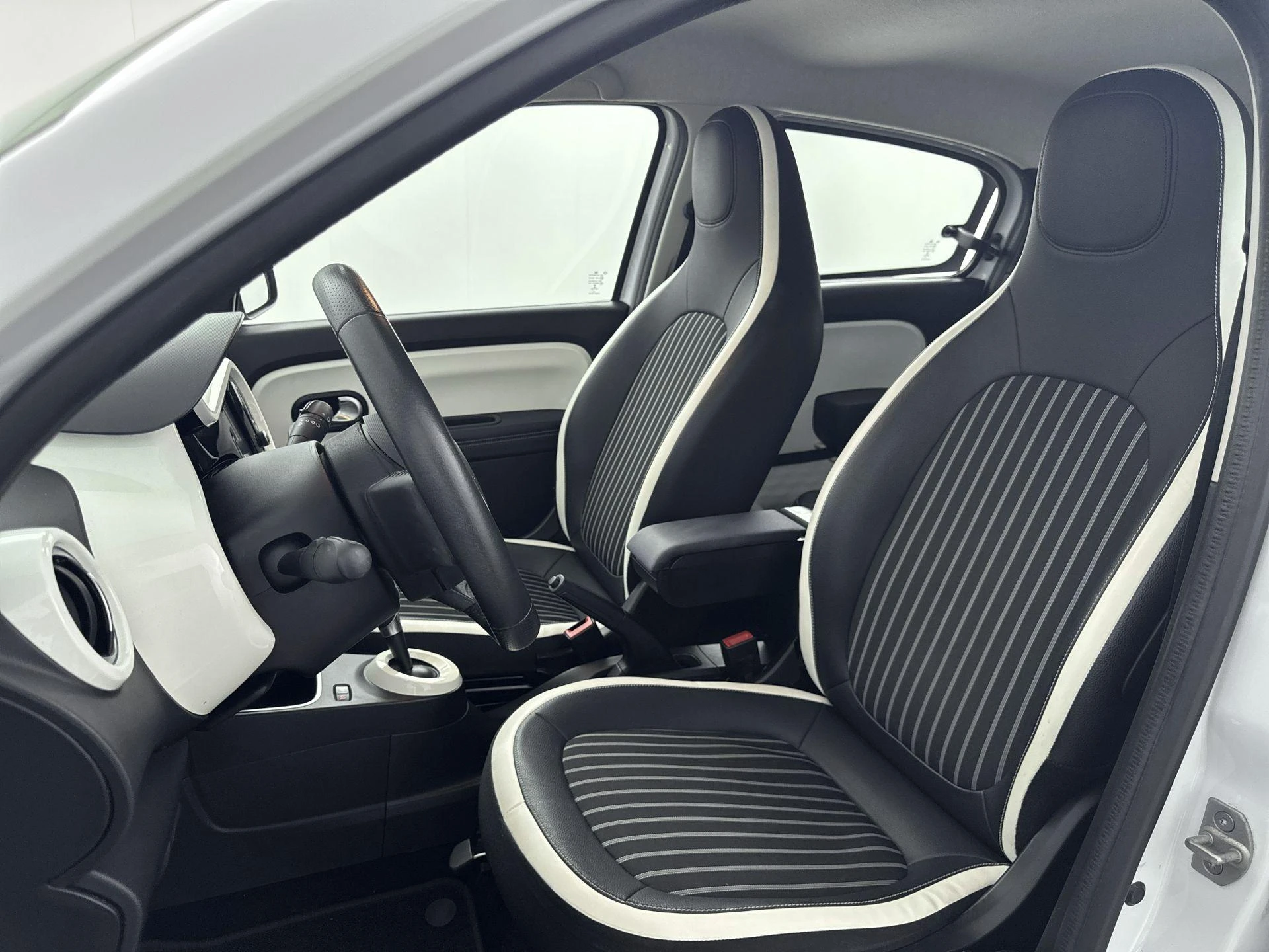 Renault Twingo Z.E. R80 Pk Intens
