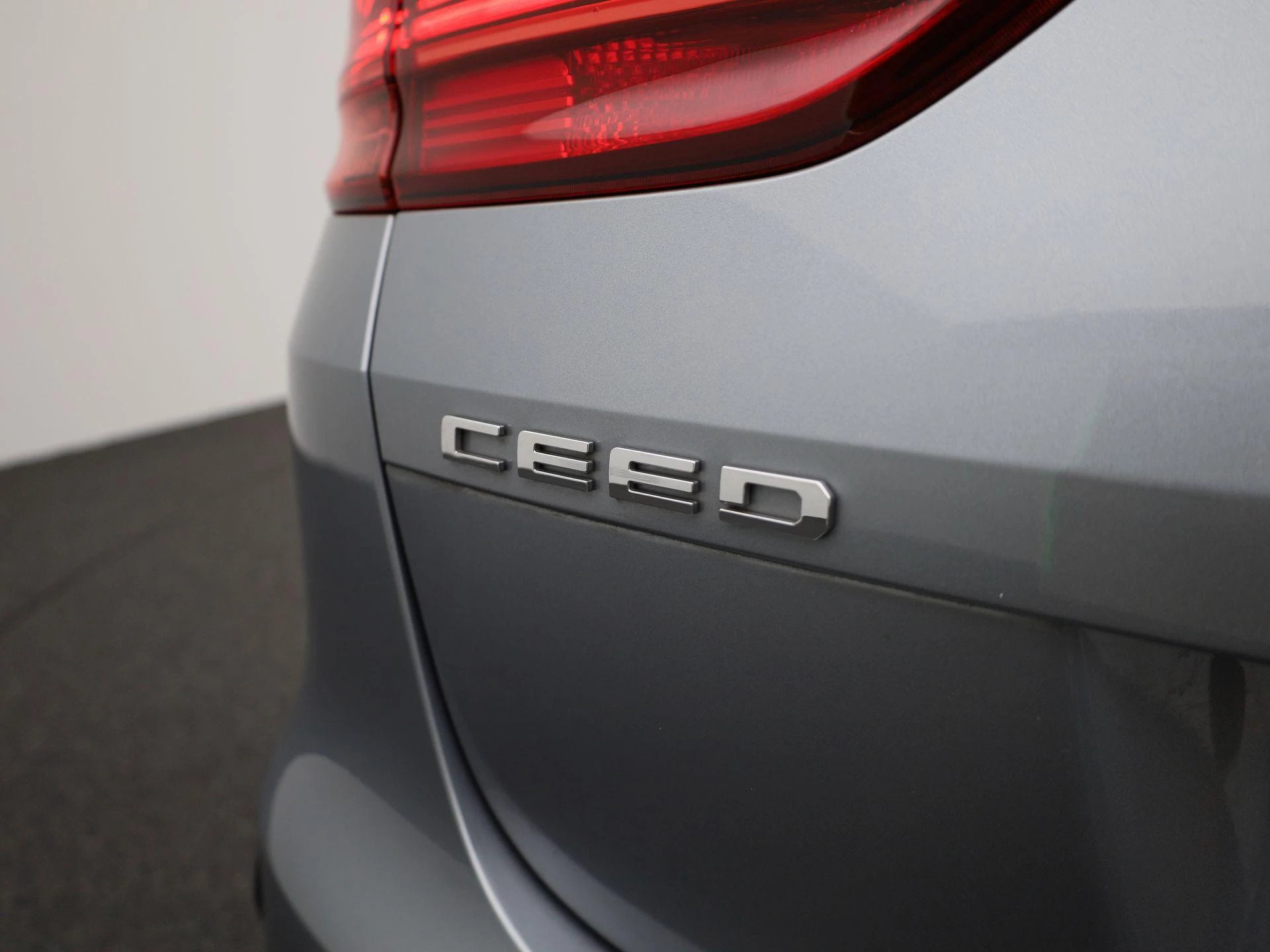 Kia-Ceed Sportswagon-image-30
