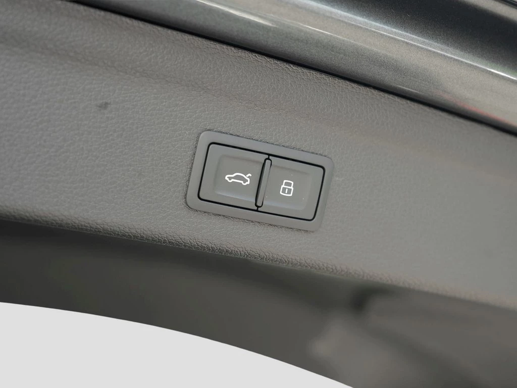 Audi Q3 35 TDI S line Navi AHK Stoff/Leder Kamera ACC