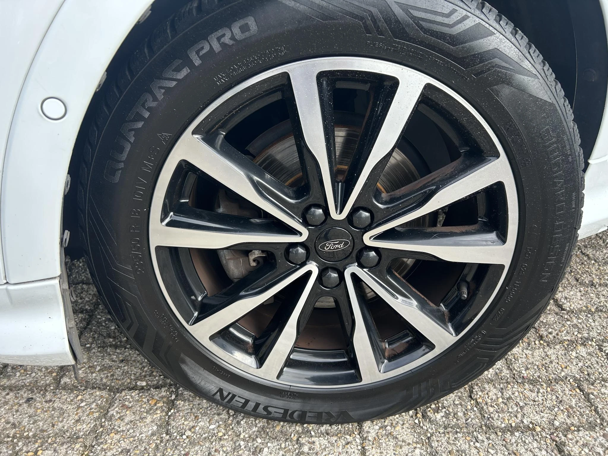 Ford-Kuga-image-10