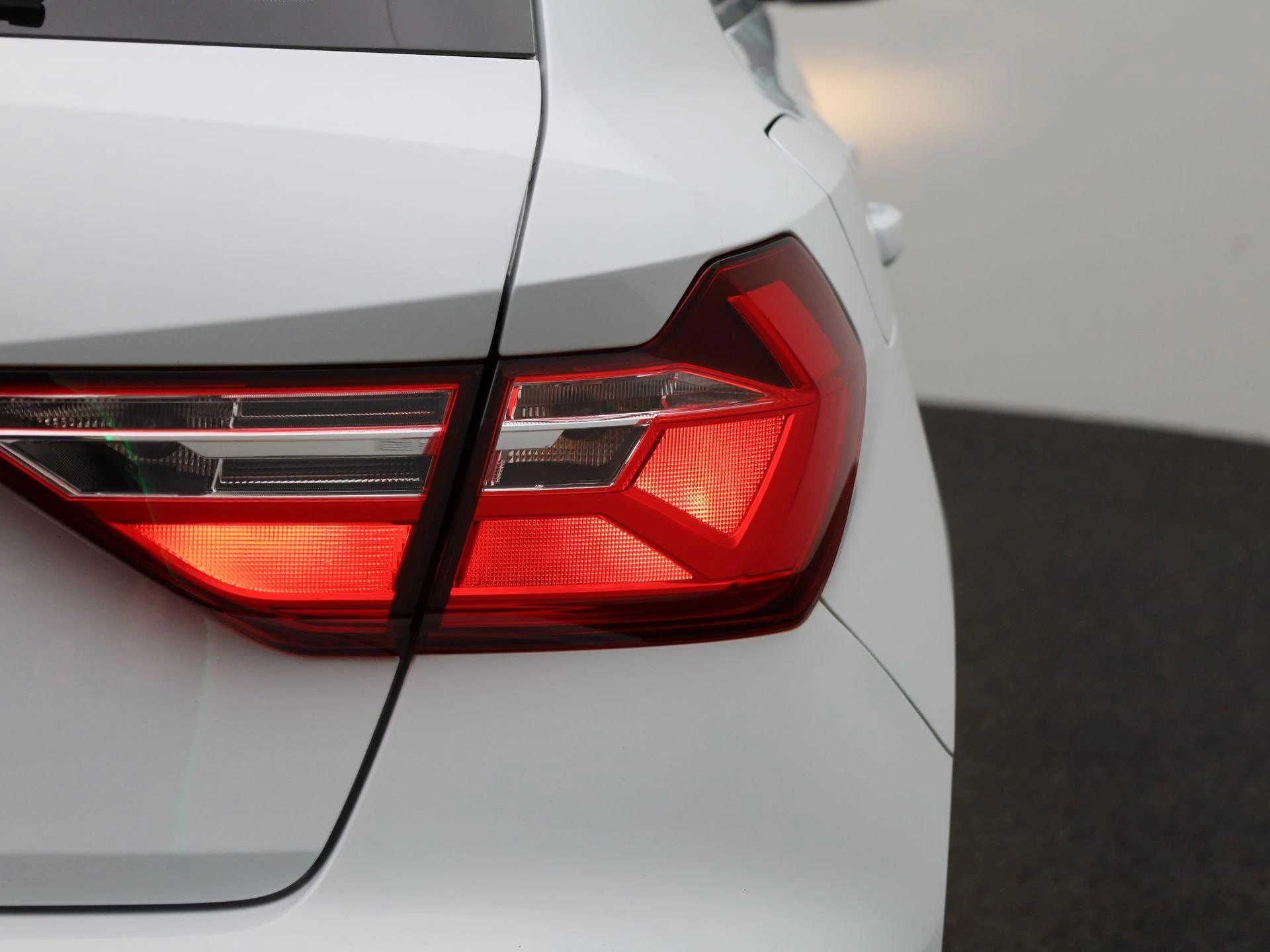 Audi-A1 Sportback-image-33