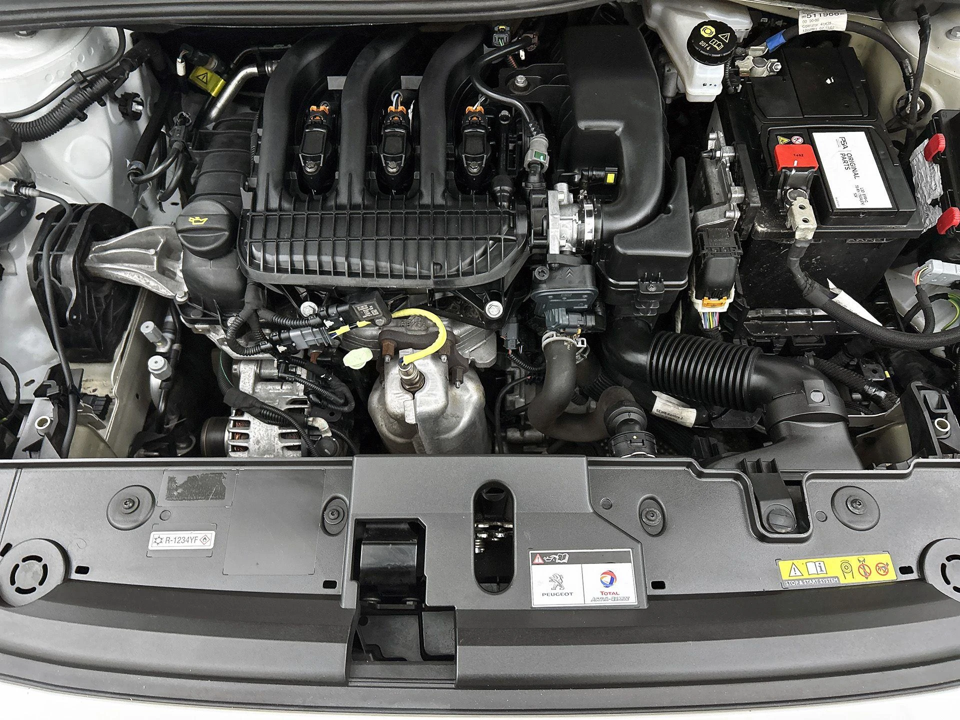 Peugeot-208-image-27