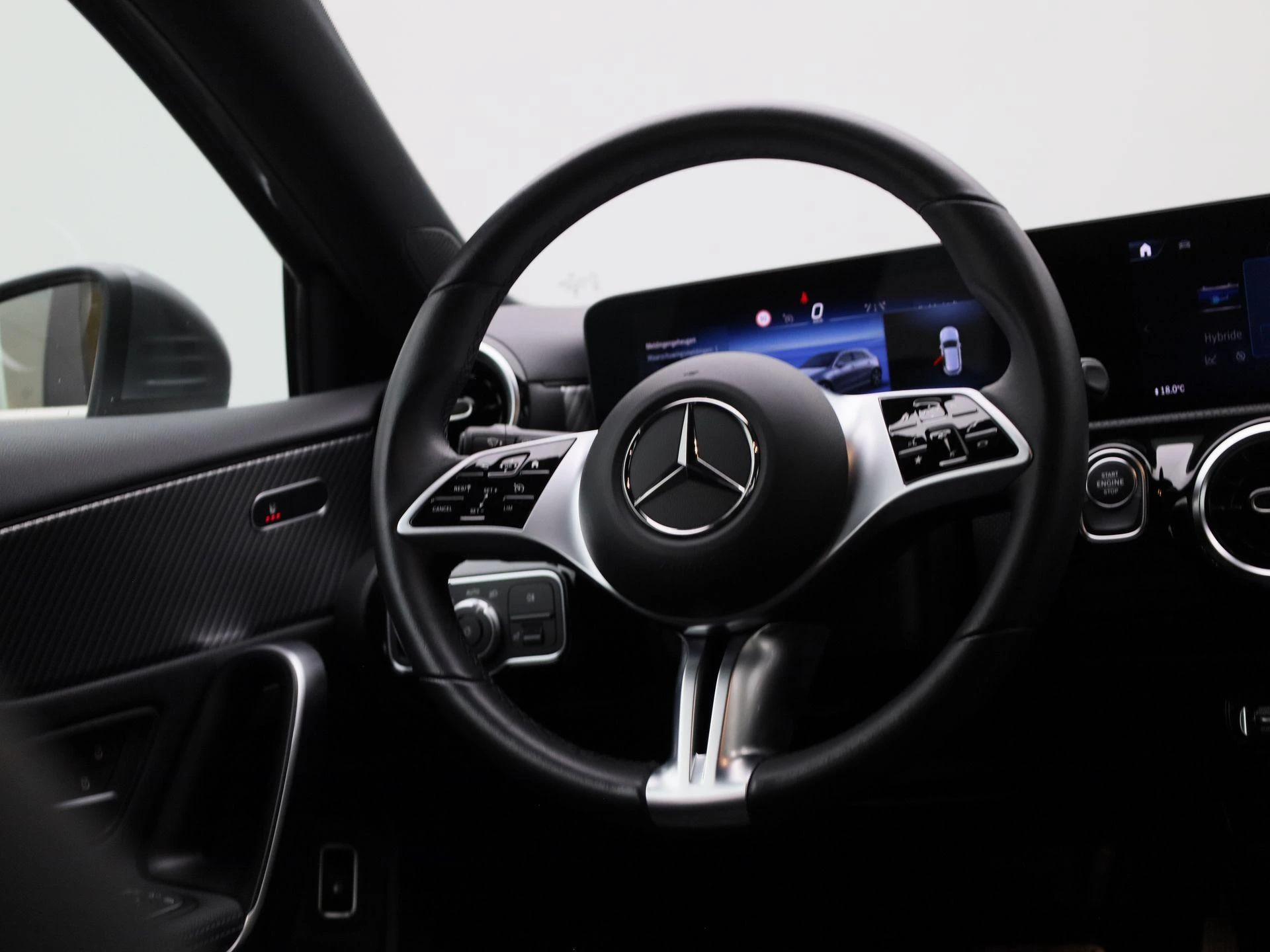 Mercedes-Benz-A-Klasse-image-34