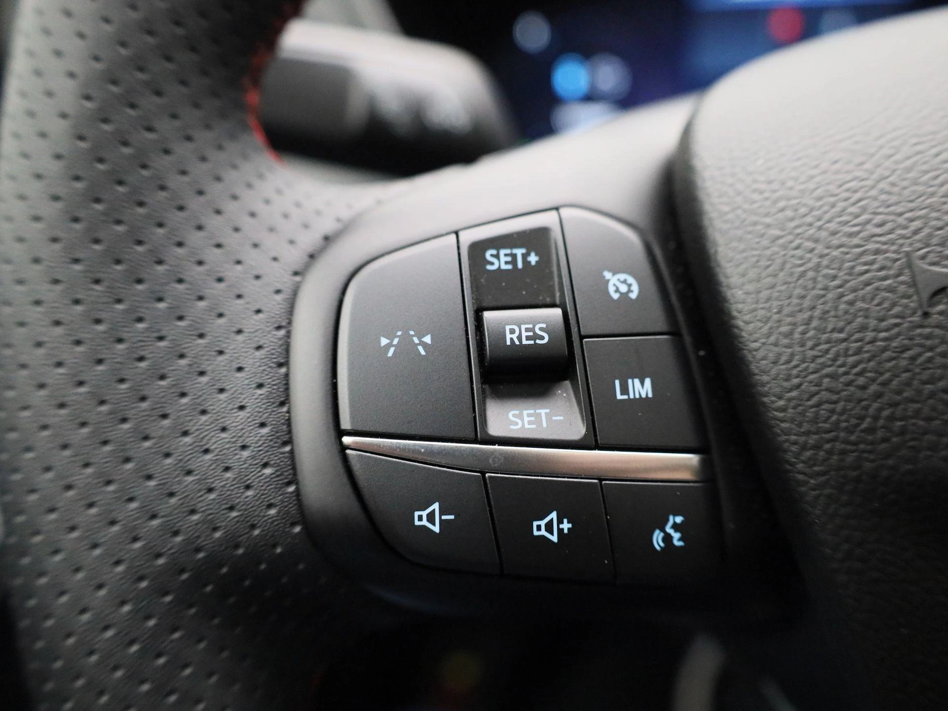 Ford-Kuga-image-22