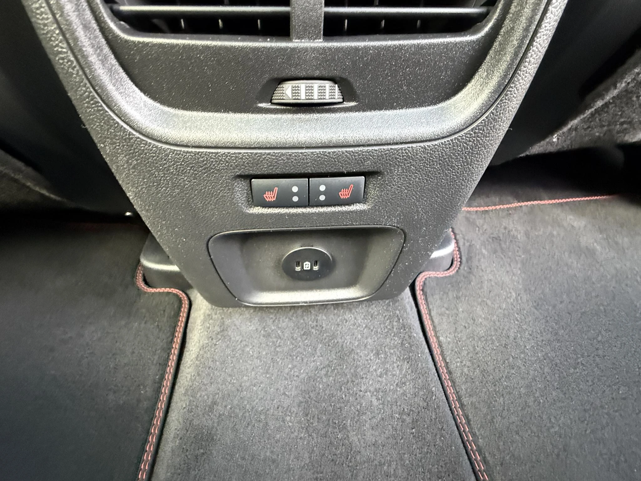 Ford-Kuga-image-9