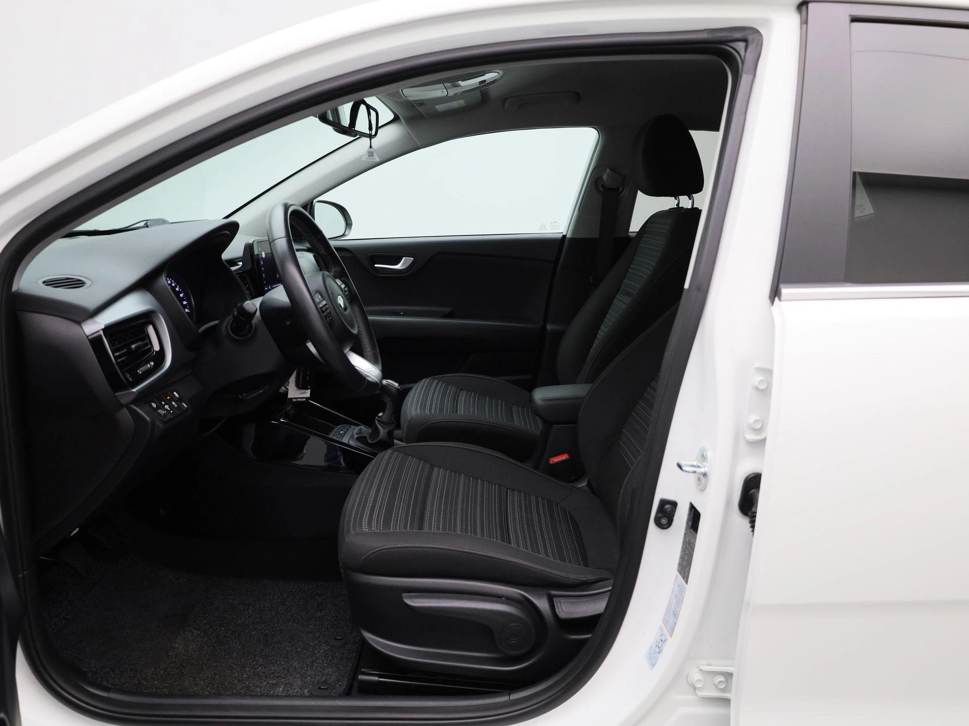 Kia-Stonic-image-8