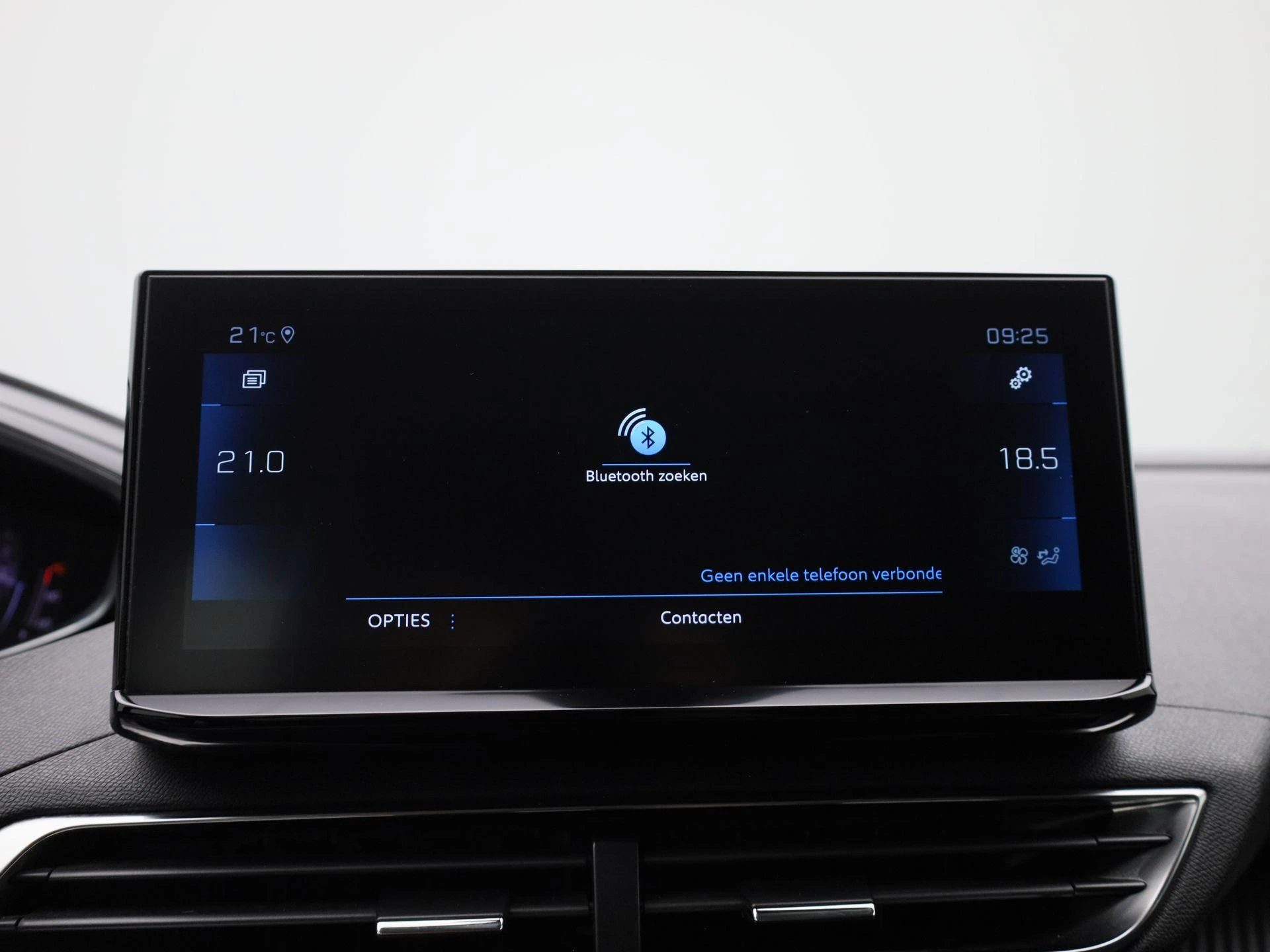 Peugeot-3008-image-22