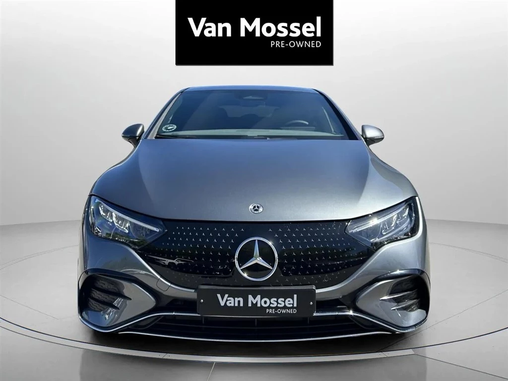 Mercedes-Benz-EQE-image-1