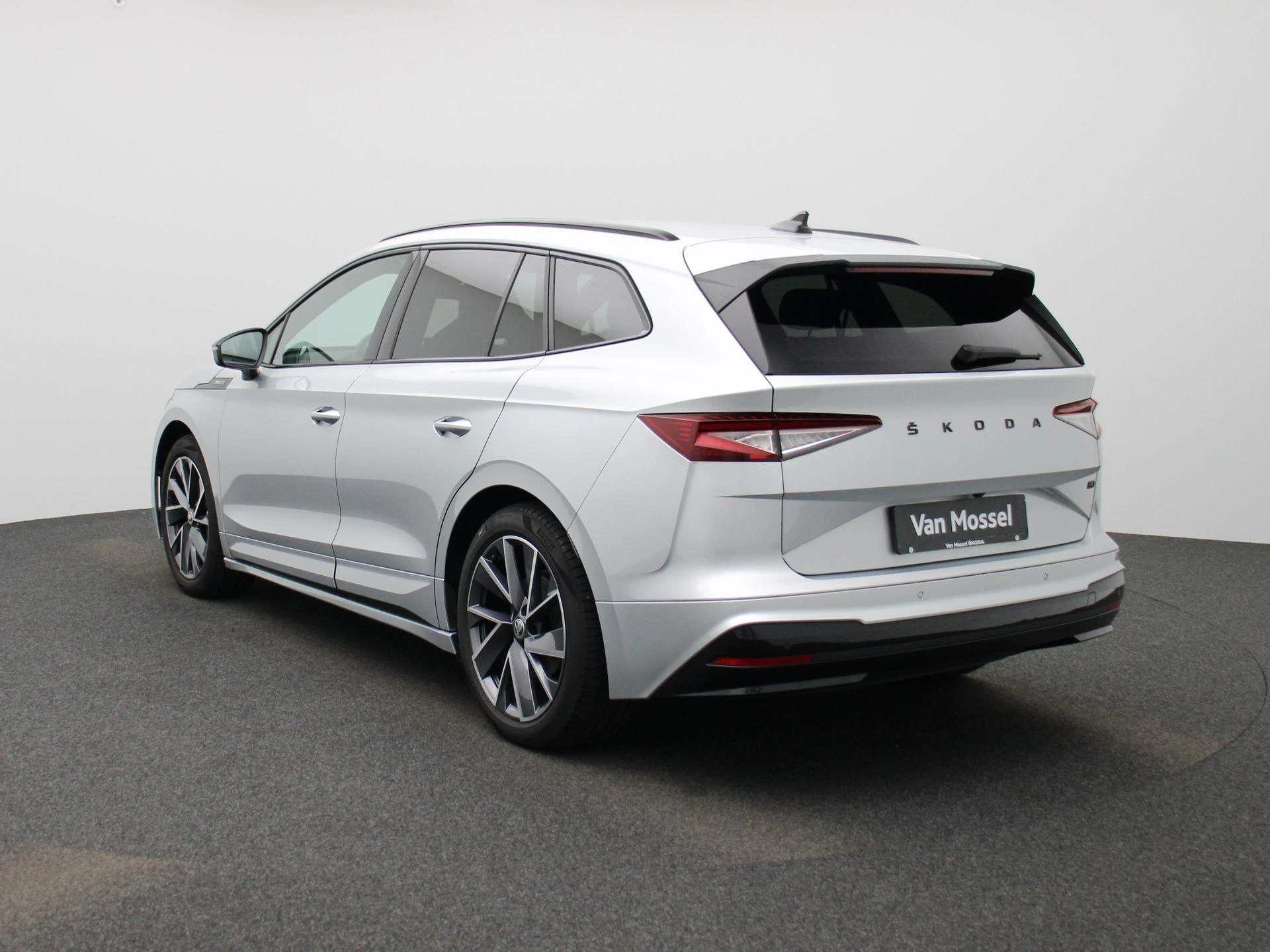 Škoda-Enyaq iV-image-1