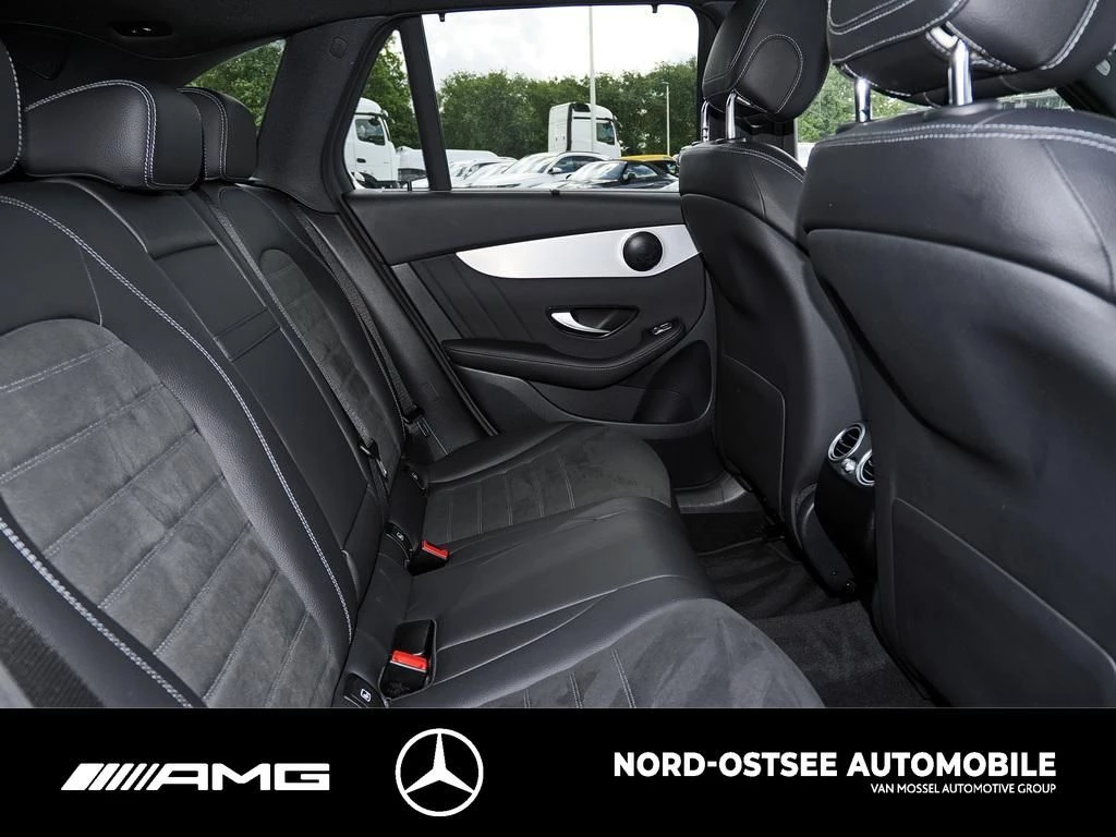 Mercedes-Benz GLC 300 de 4M AMG KAMERA PANO AHK NIGHT SOUND AMG LineX254 GLC 300 de 4M AMG KAMERA PANO AHK NIGHT SOUND AMG Line