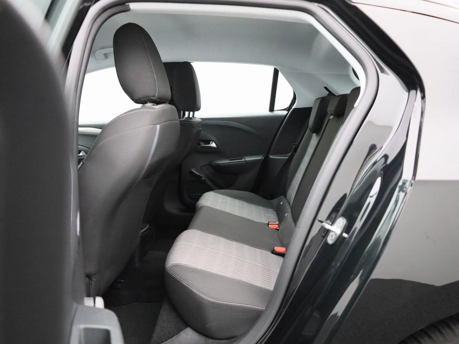 Opel-Corsa-image-12