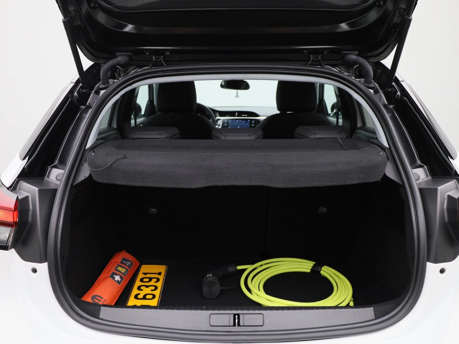 Opel-Corsa-e-image-13