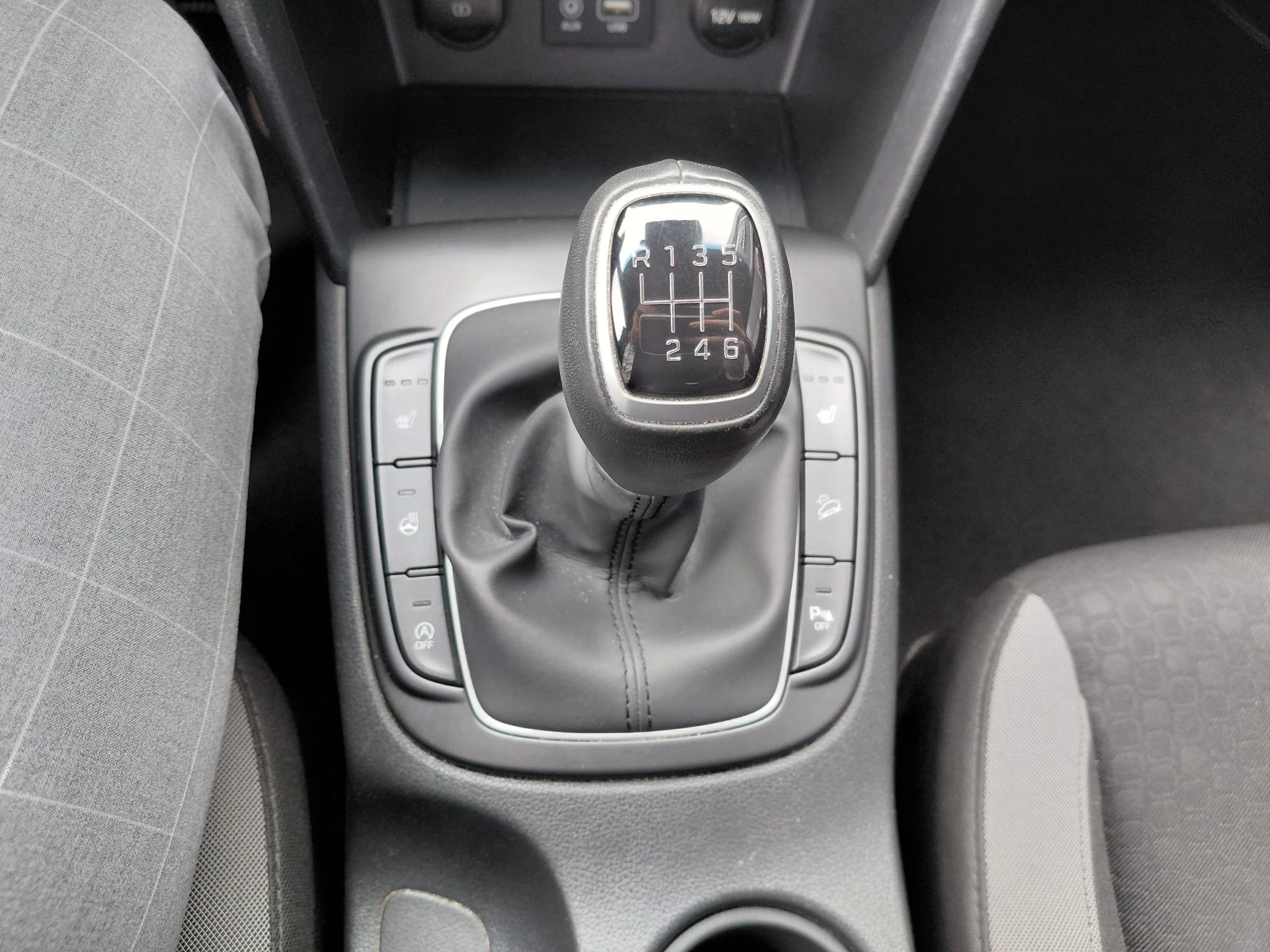 Hyundai-Kona-image-23