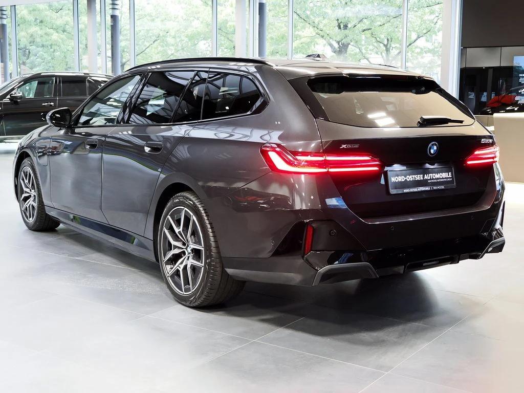 BMW-5er Reihe-image-4