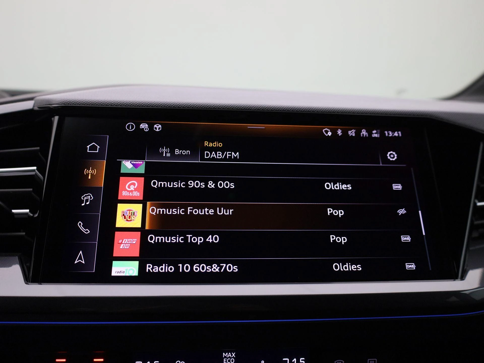 Audi-Q4 Sportback e-tron-image-21