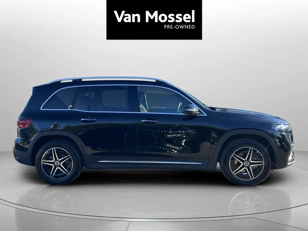 Mercedes-Benz-EQB-image-3