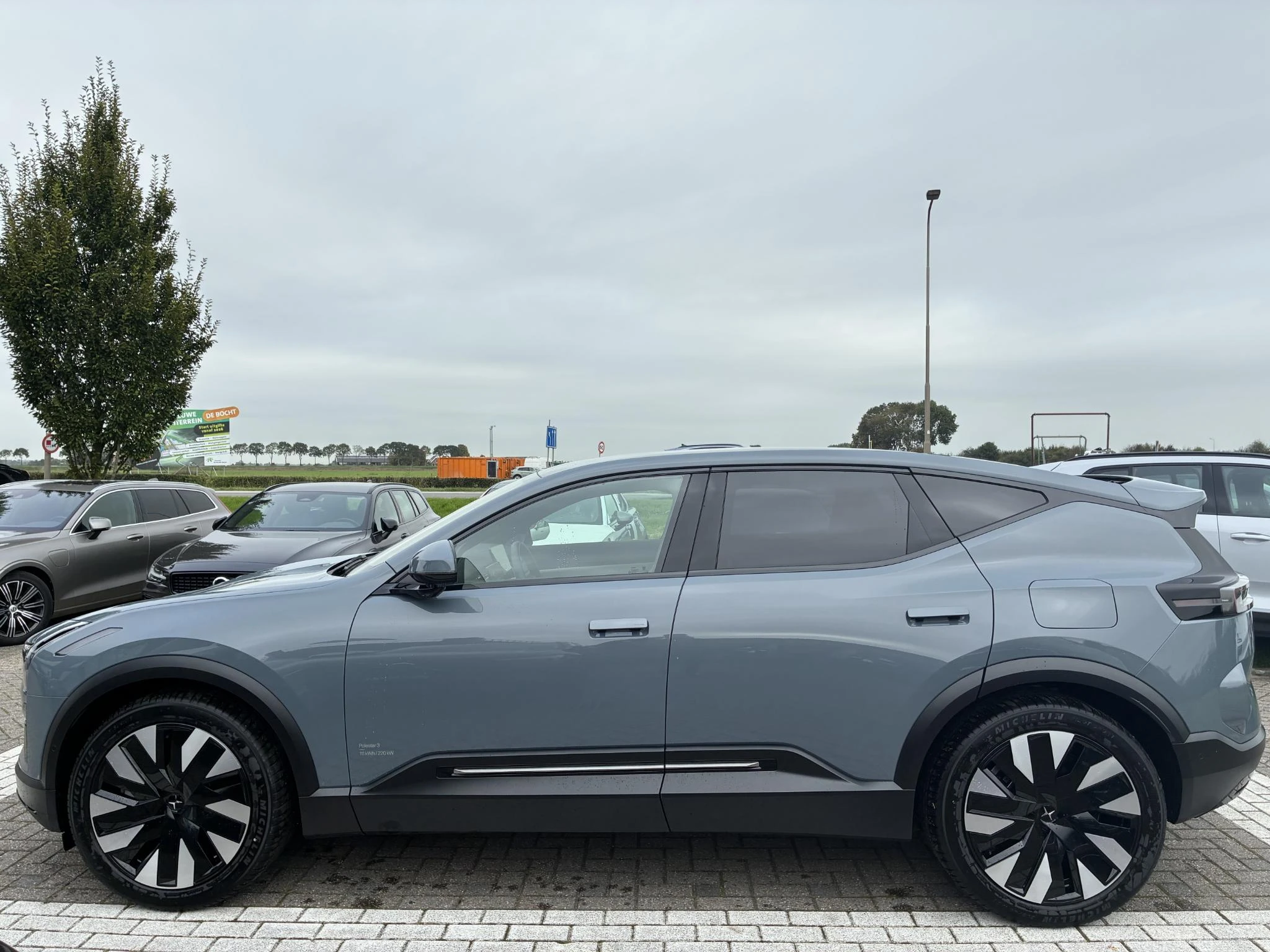 Polestar-3-image-2