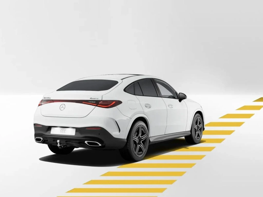 Mercedes-Benz-GLC 220 d-image-6