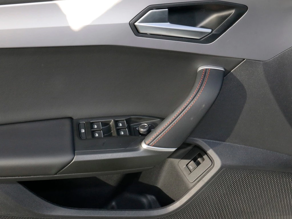 SEAT-Leon-image-15