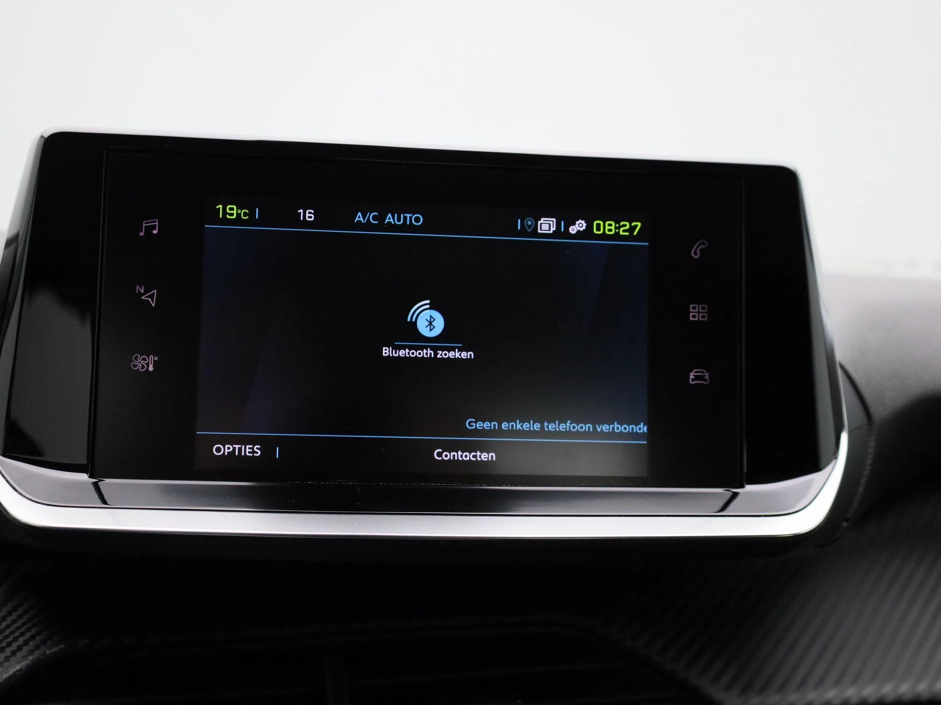 Peugeot-e-2008-image-20