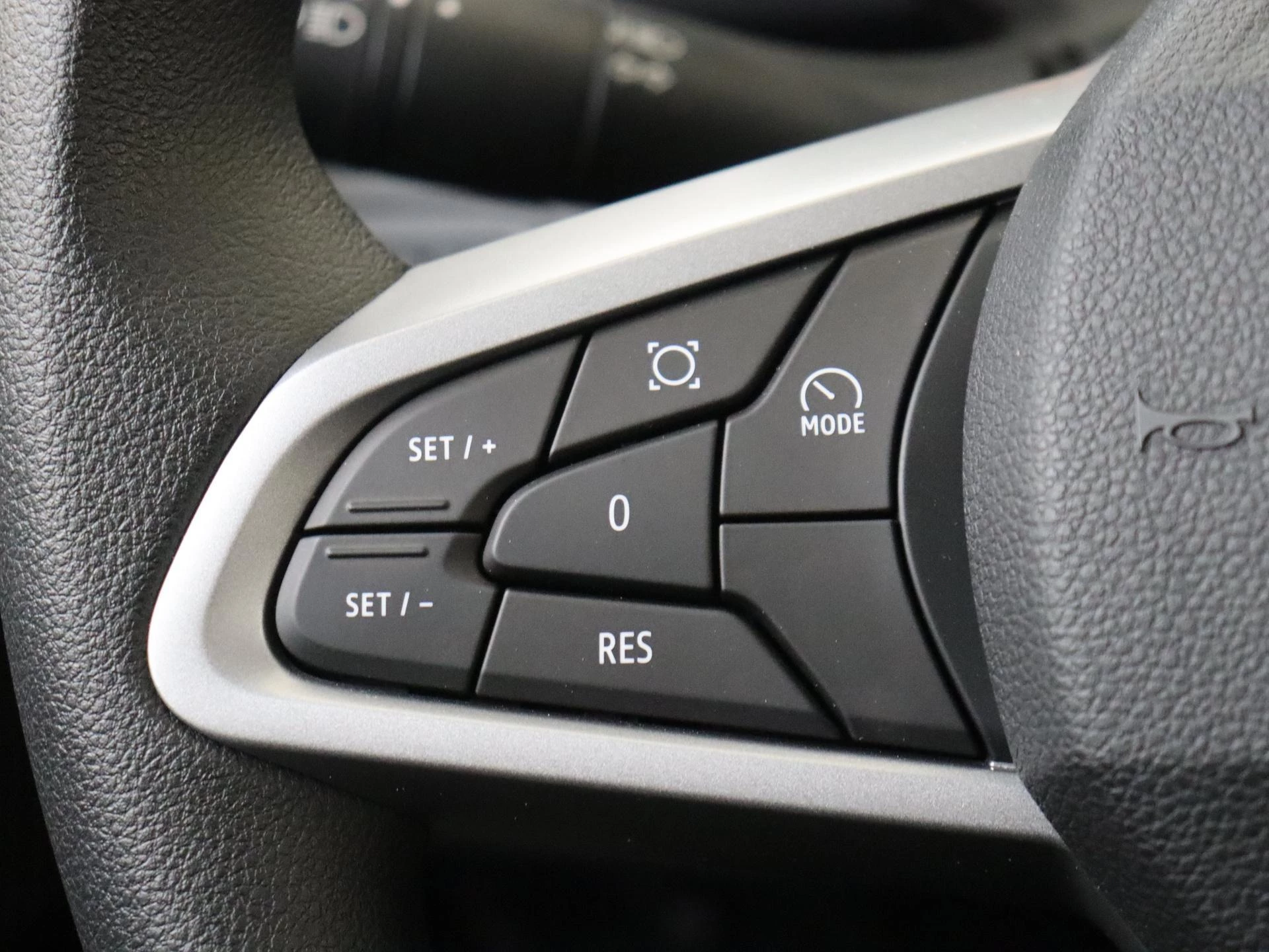 Dacia-Spring-image-12